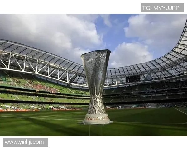 欧联杯曼联大胜里昂五球狂潮乌龙球引发全场热烈反响与转会传闻