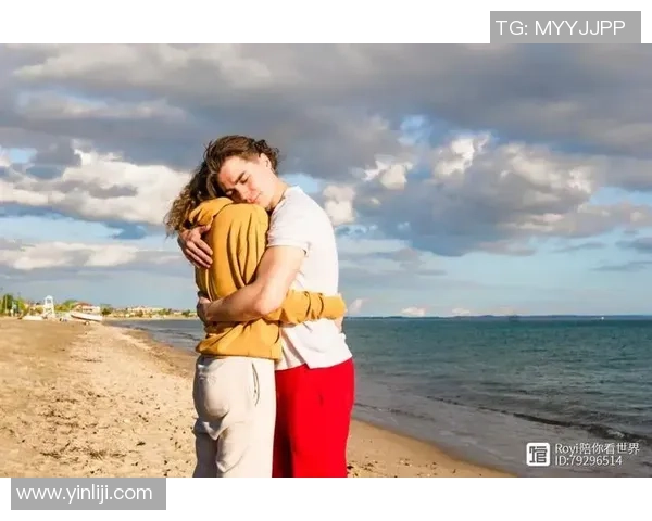 姚明与爱侣的甜蜜生活揭秘及两人相伴成长的故事分享