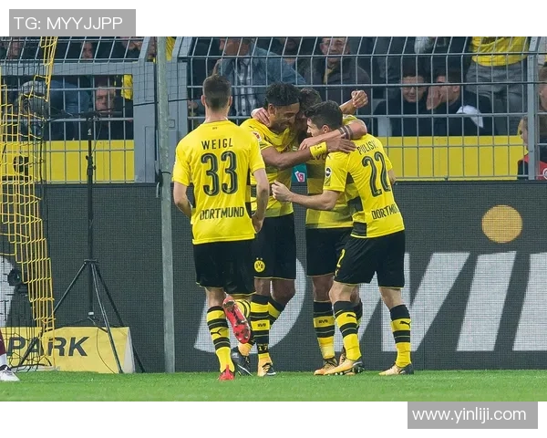 意甲激战：多特蒙德大胜切尔西红牌争议引发全场热议