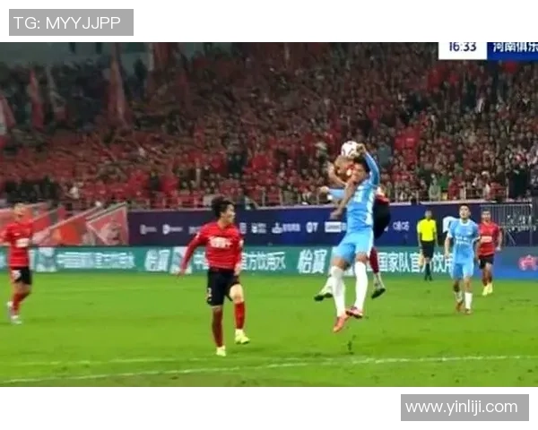 中超精彩对决那不勒斯逆转多特蒙德引发争议判罚全场沸腾